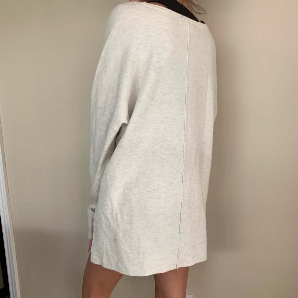 Sweater - Picture 4 of 5